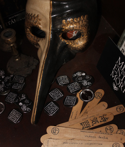 View larger image View larger image